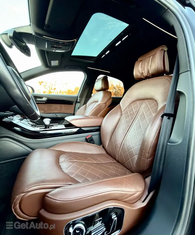 AUDI A8 4.2 TDI DPF (clean diesel) quattro tiptronic