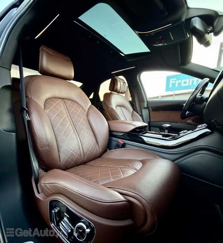 AUDI A8 4.2 TDI DPF (clean diesel) quattro tiptronic