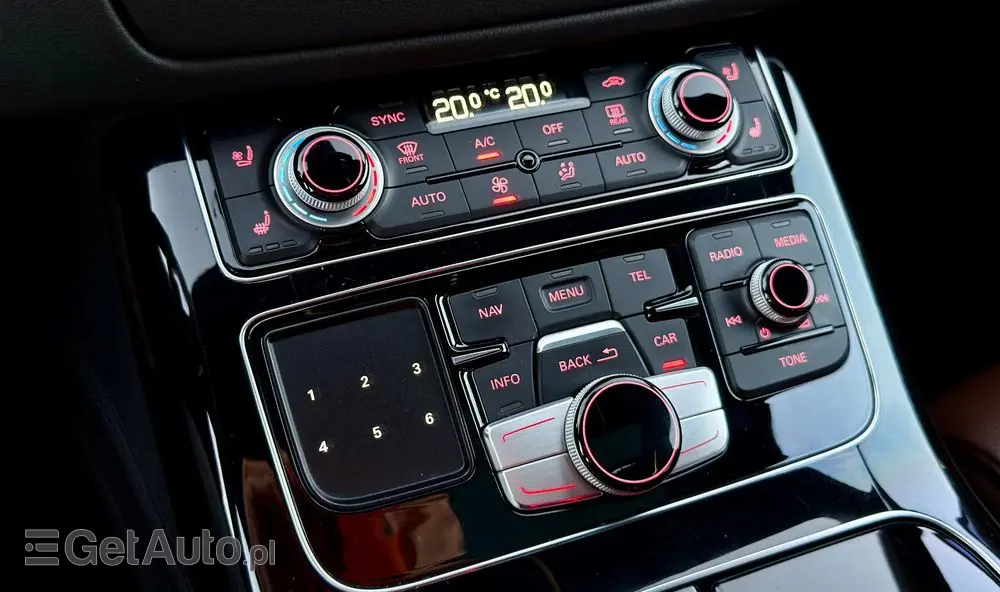 AUDI A8 4.2 TDI DPF (clean diesel) quattro tiptronic