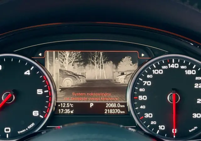 AUDI A8 4.2 TDI DPF (clean diesel) quattro tiptronic