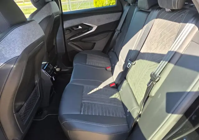 PEUGEOT 3008 1.2 PureTech mHEV GT E-DCS6