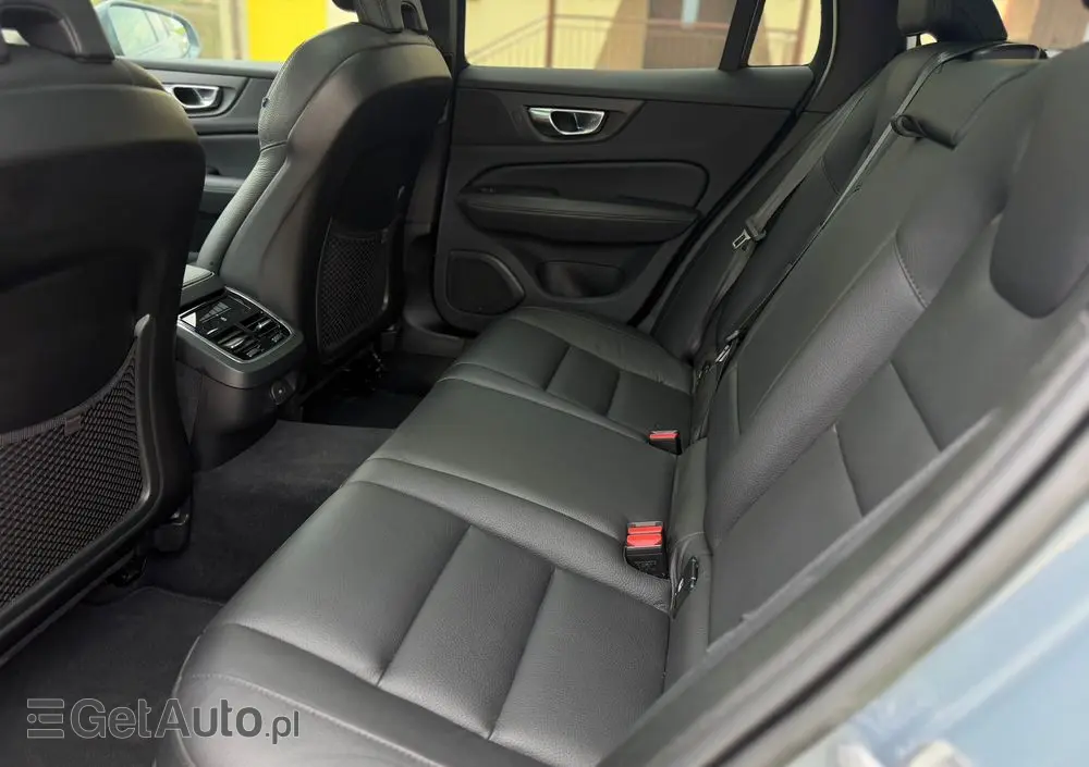 VOLVO V60 B5 B AWD Geartronic Inscription
