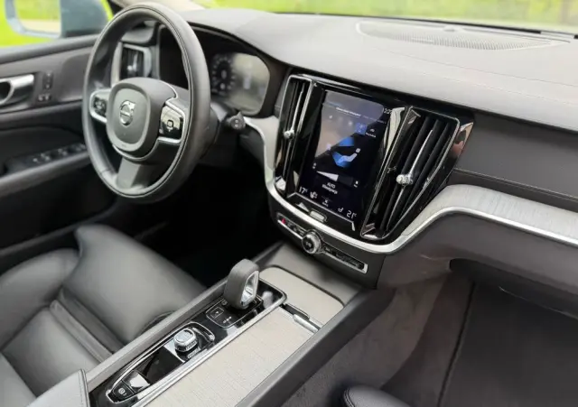 VOLVO V60 B5 B AWD Geartronic Inscription