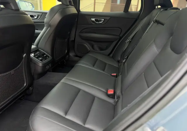 VOLVO V60 B5 B AWD Geartronic Inscription