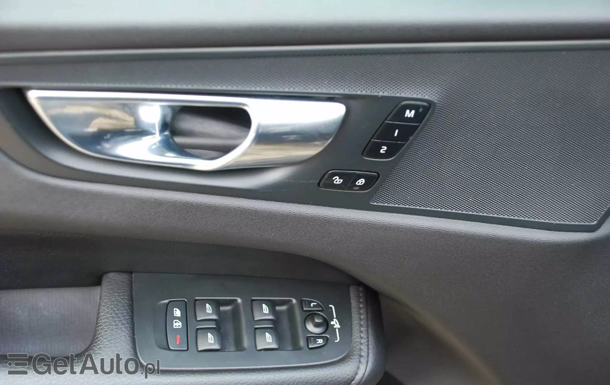 VOLVO XC 60 D4 Geartronic Inscription