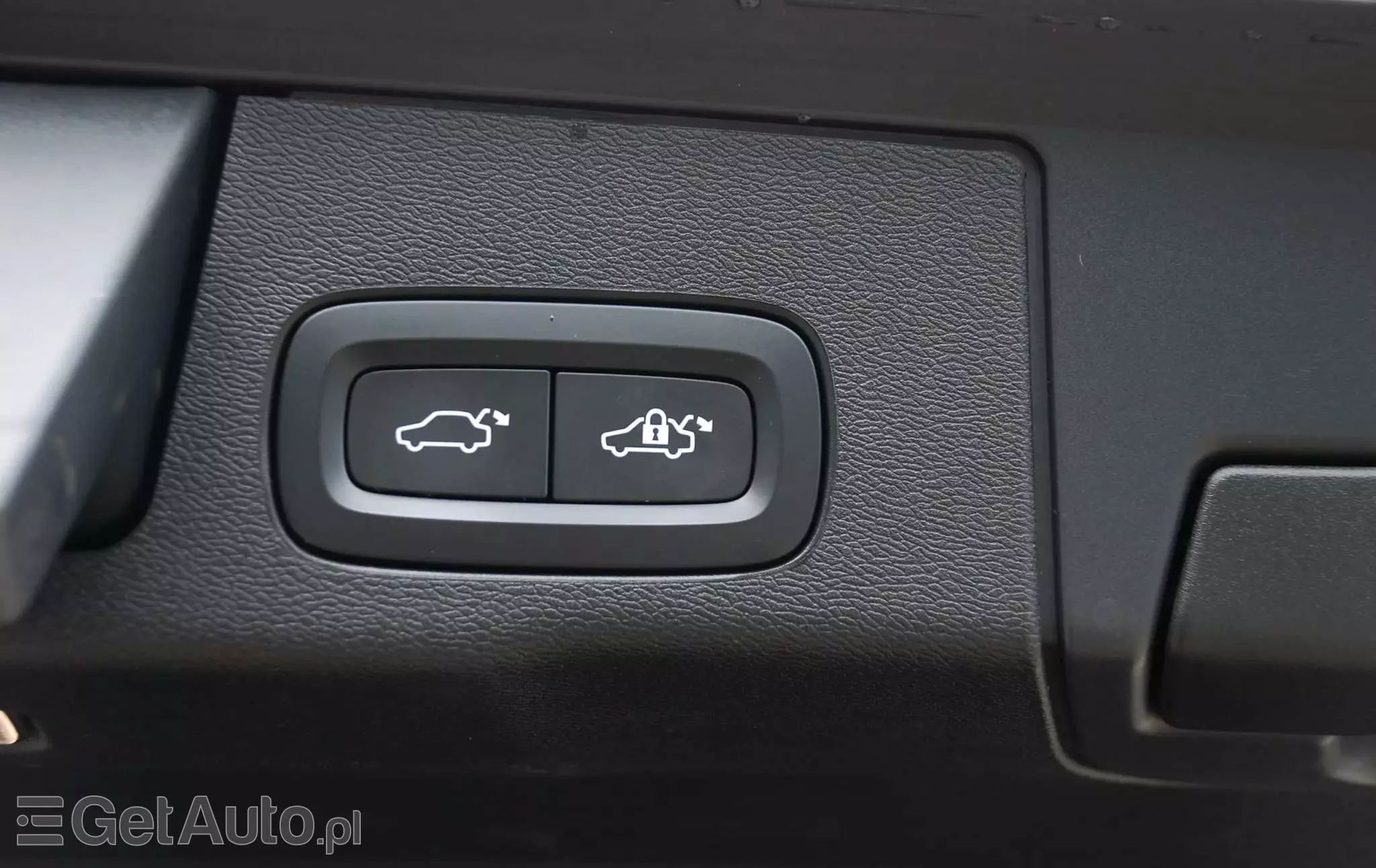 VOLVO XC 60 D4 Geartronic Inscription