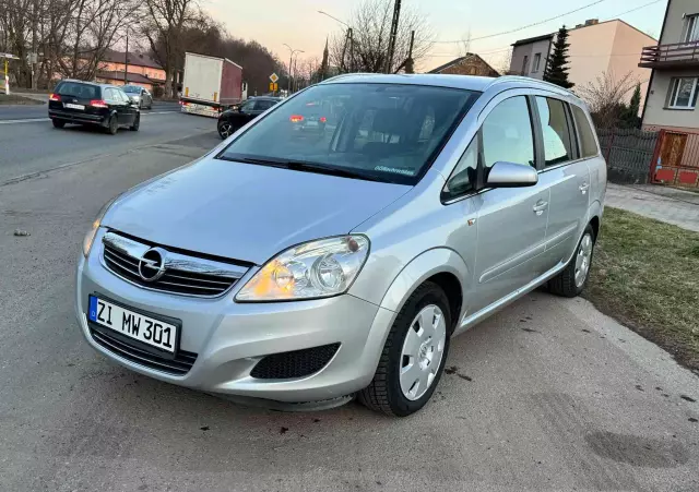OPEL Zafira 1.6 ECOFLEX Family Plus