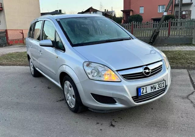 OPEL Zafira 1.6 ECOFLEX Family Plus