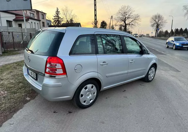 OPEL Zafira 1.6 ECOFLEX Family Plus