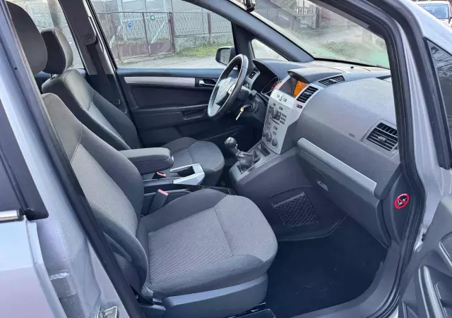 OPEL Zafira 1.6 ECOFLEX Family Plus