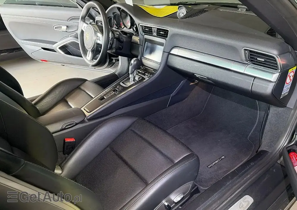 PORSCHE 911 Carrera 4S PDK