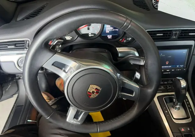 PORSCHE 911 Carrera 4S PDK
