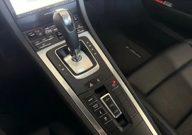 PORSCHE 911 Carrera 4S PDK