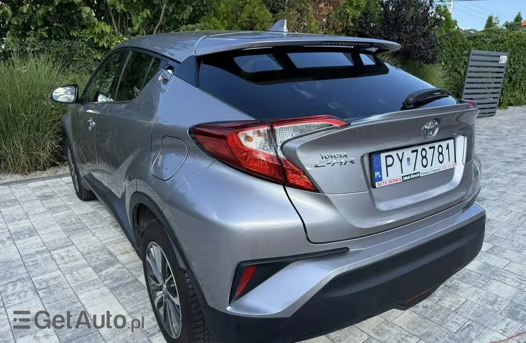 TOYOTA C-HR 