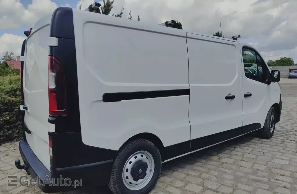 OPEL Vivaro 