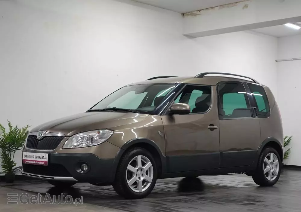 SKODA Roomster 1.2 TSI Scout