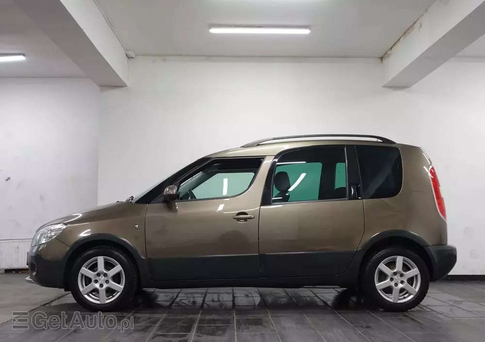 SKODA Roomster 1.2 TSI Scout