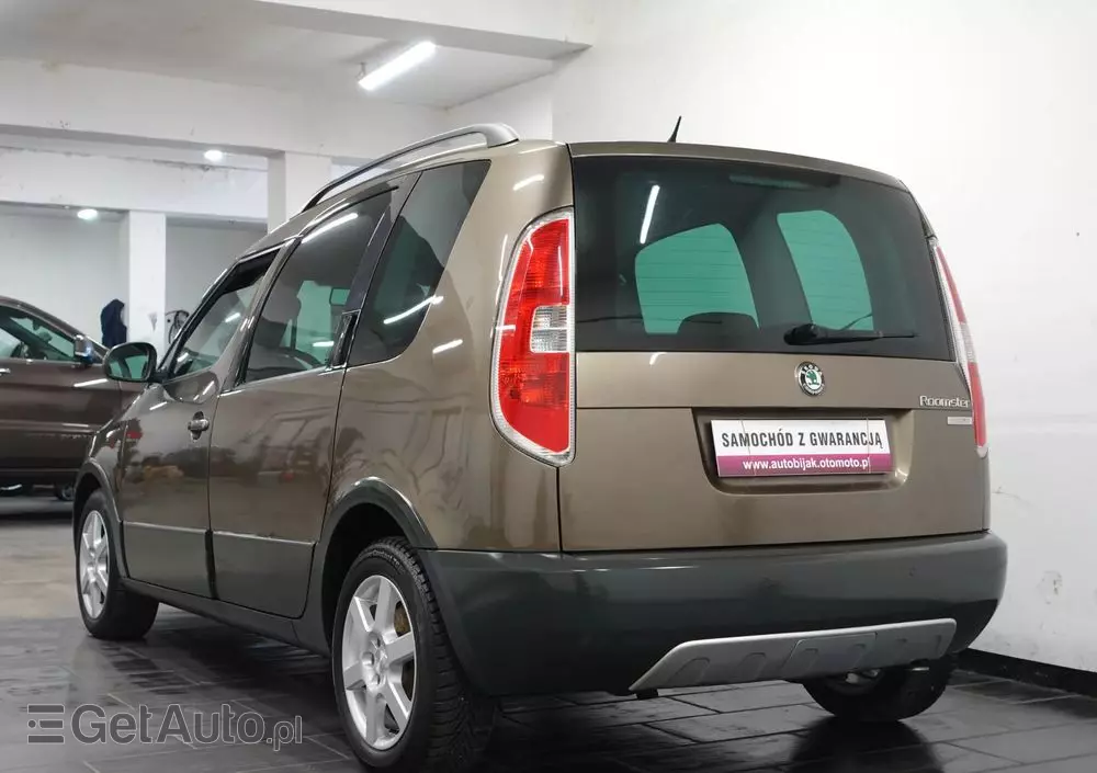 SKODA Roomster 1.2 TSI Scout