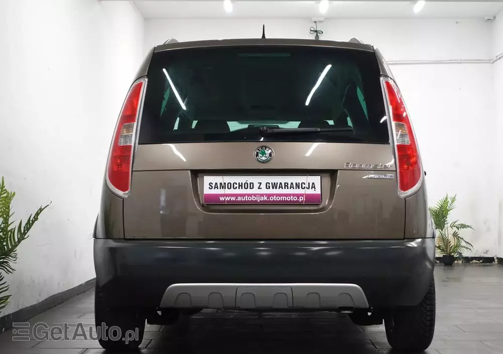 SKODA Roomster 1.2 TSI Scout