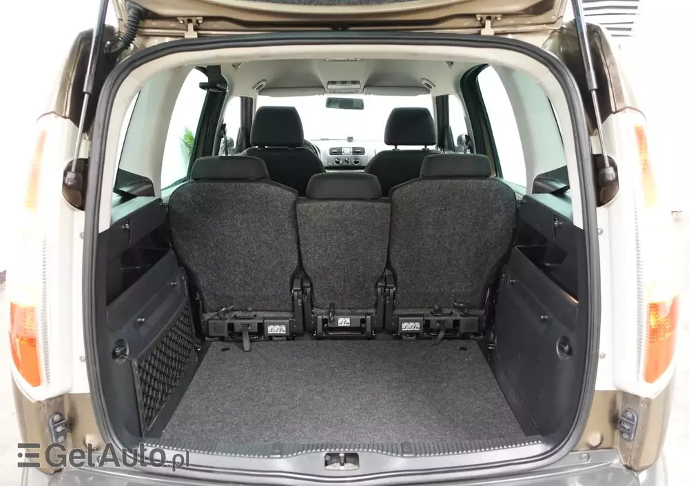 SKODA Roomster 1.2 TSI Scout