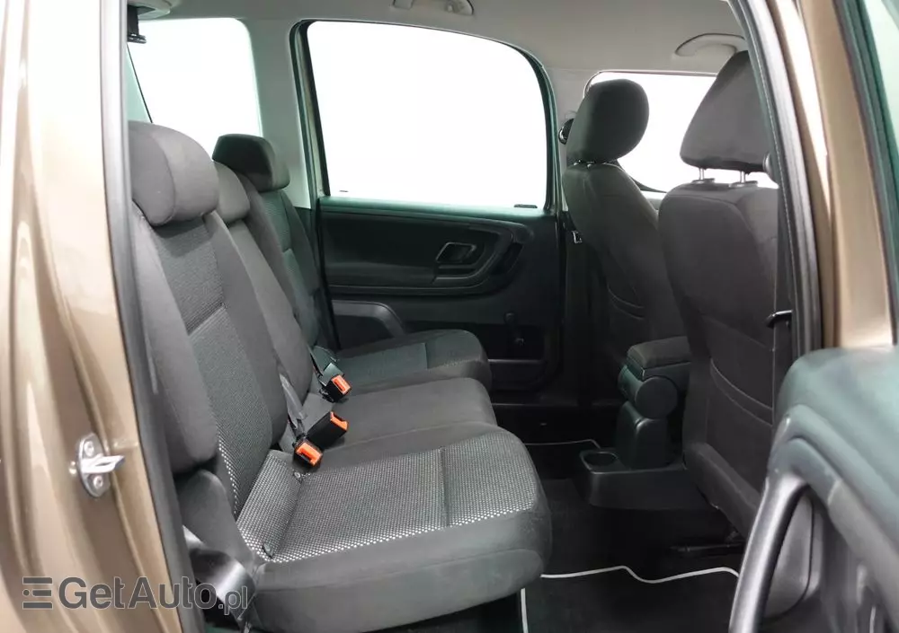 SKODA Roomster 1.2 TSI Scout