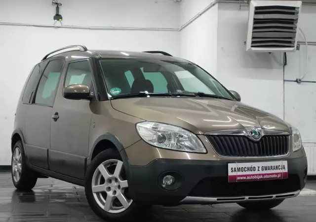 SKODA Roomster 1.2 TSI Scout