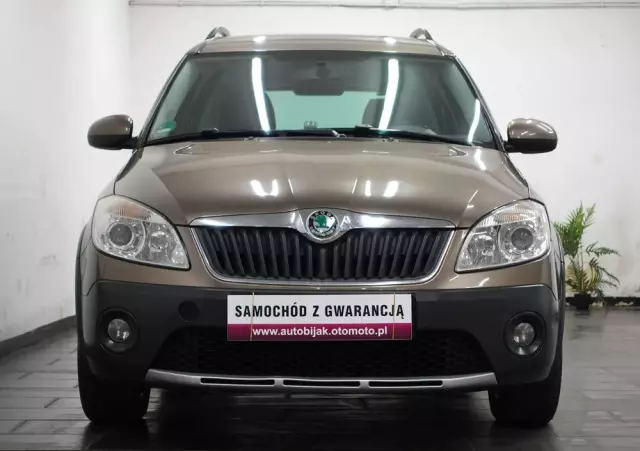 SKODA Roomster 1.2 TSI Scout