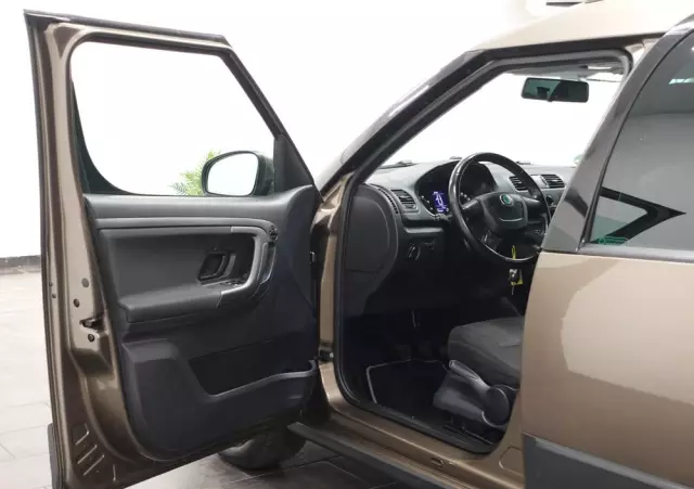 SKODA Roomster 1.2 TSI Scout