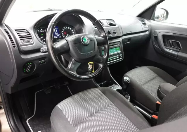 SKODA Roomster 1.2 TSI Scout