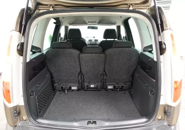 SKODA Roomster 1.2 TSI Scout