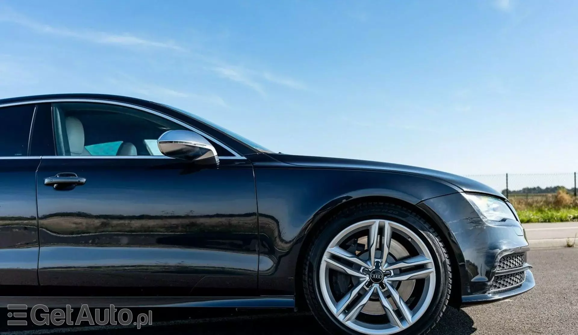 AUDI S7 