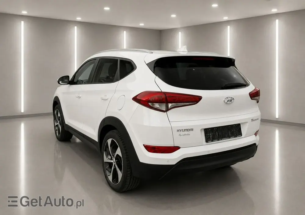 HYUNDAI Tucson 