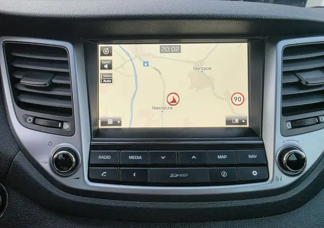HYUNDAI Tucson 