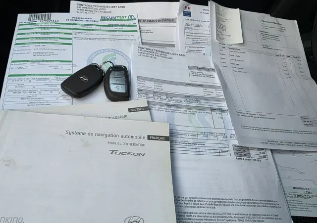 HYUNDAI Tucson 