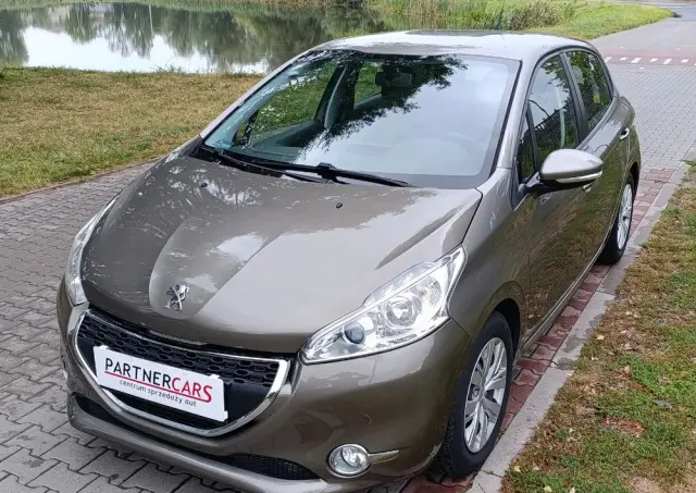 PEUGEOT 208 1.2 VTi Allure