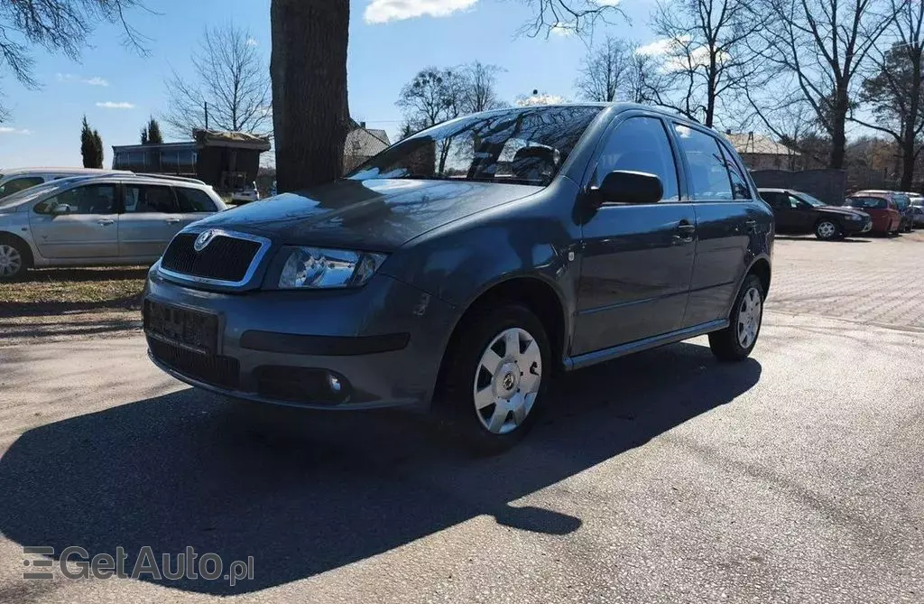 SKODA Fabia 