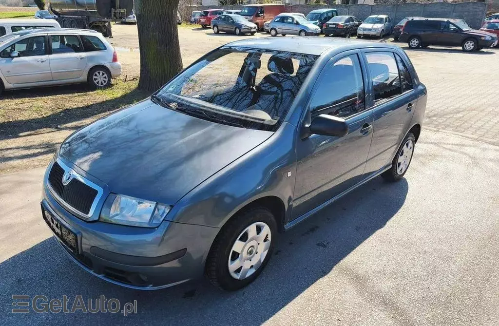 SKODA Fabia 