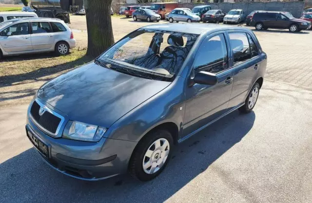 SKODA Fabia 