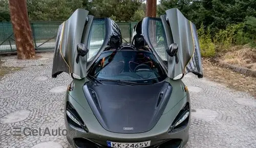 MCLAREN 720S 