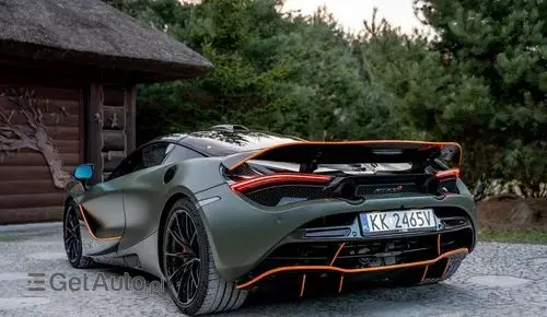 MCLAREN 720S 