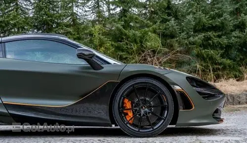 MCLAREN 720S 
