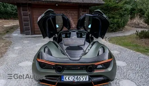 MCLAREN 720S 