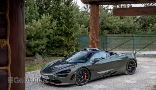MCLAREN 720S 