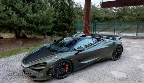 MCLAREN 720S 