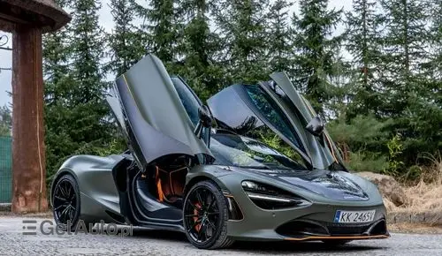 MCLAREN 720S 