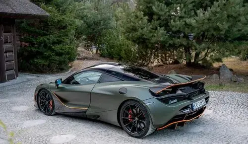 MCLAREN 720S 