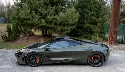 MCLAREN 720S 
