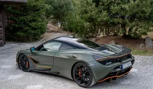 MCLAREN 720S 