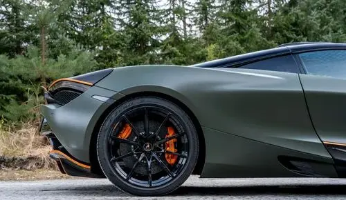 MCLAREN 720S 