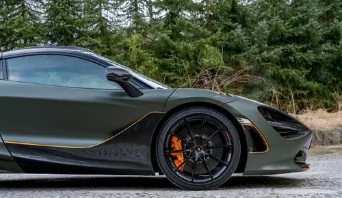 MCLAREN 720S 